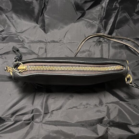 COACH Black Leather "Basic Bag" Zip Clutch Crossbody - Made in USA Vintage 70s - Picture 12 of 16